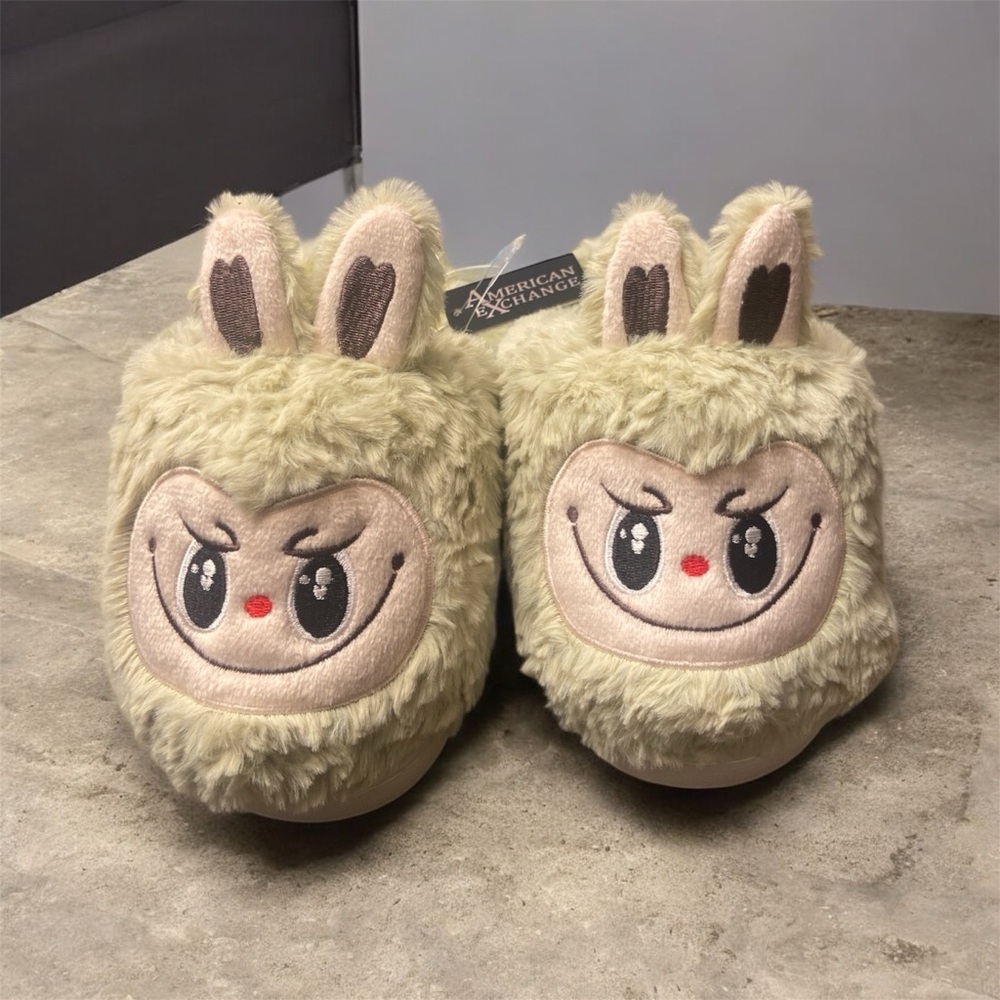 American Exchange Plush Slippers - Cream